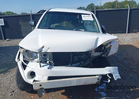 2011 Toyota Tacoma Prerunner V6 from USA, damaged, VIN 3TMJU4GN3BM111594